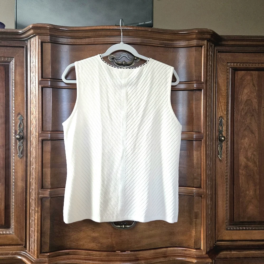 Liz Claiborne, Sweater twin-set. Off White/black. Large - Picture 11 of 15